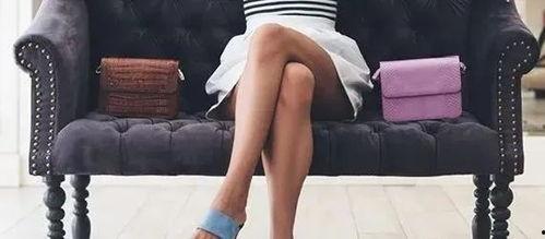 女人叉开腿图片